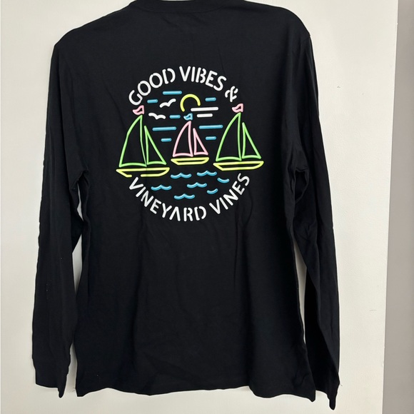 Vineyard Vines Jet Black T-Shirt Size Small men’s 100%cotton - Picture 1 of 4
